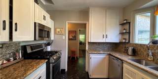 2743 N Stoddard Gallery 18