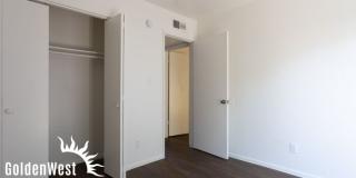 2209 West Belmont Avenue Gallery 12
