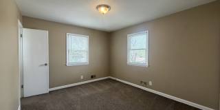 5035 Overton Avenue Gallery 14