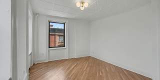 261 Clinton Street Gallery 7