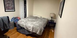 Nicely renovated, pet friendly 3 bed in South Boston. Gallery 27