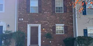 3-bedroom 3.5 bath townhouse $500 off first month's rent Gallery 1