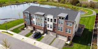 42506 DOGWOOD GLEN Square Gallery 2