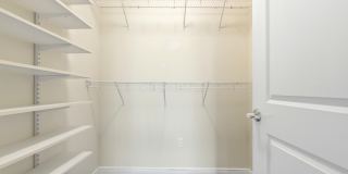 250 Daniel Burnham Square Gallery 24