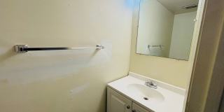 3 Bedroom 2.5 Bath Townhouse Gallery 3