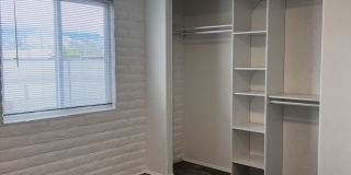 2415 N Columbus Blvd Apt 3 Gallery 6