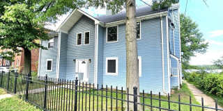 272 Bellevue Street Gallery 20