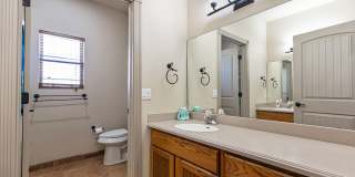 4 Bedroom Home with Solar Panels: MOVE-IN SPECIAL Gallery 14