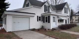 2-Bedroom 1-Bathroom / Multi Family House Gallery 1