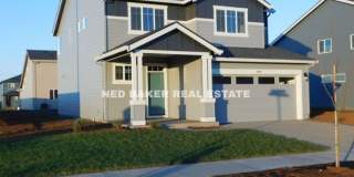 4Bd/2.5 Ba Two Story Home - Available to View! Gallery 1