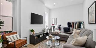 1415 LOCUST Street Gallery 1