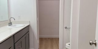 5703 Kemper Street Gallery 22