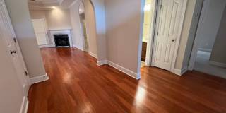 714 Berry Lane Gallery 6