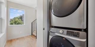 Fantastic Front Side Luxury Denver Townhome! Gallery 15