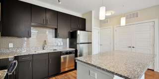 Link Apartments Brookstown Gallery 13