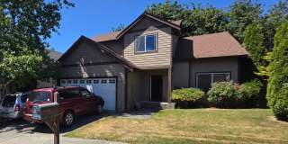 Beautiful 4 Bedroom, 2 bath, Port Orchard Home Gallery 1