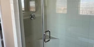 Spacious 4BR House in Riverside Gallery 27