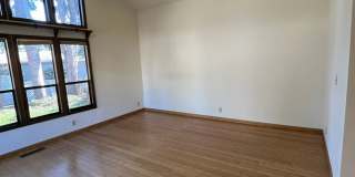 Beautiful One-Level Home with Sunroom, Vaulted Ceilings & Multiple Living Areas Gallery 14