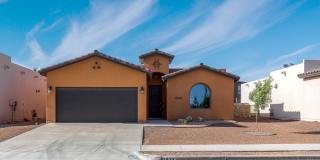 Home For Rent - Beautiful 4 Bedroom Home in Tierra Del Este Subdivision w/ Refrigerated Air! Gallery 1