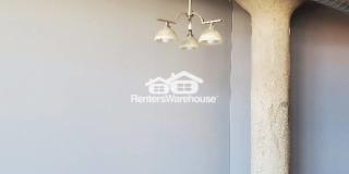 2323 Locust Street Gallery 6