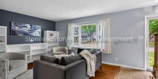 4 bedroom 2 bath on quiet street in Briarwood Gallery 8