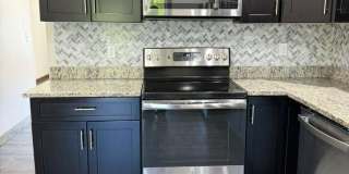 35 Leslie Road Gallery 8