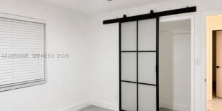 1039 NE 17th Ave Gallery 10
