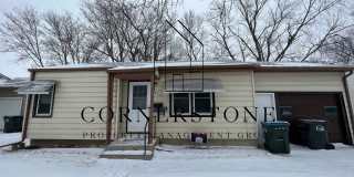 2 bedroom home available $725 Gallery 1