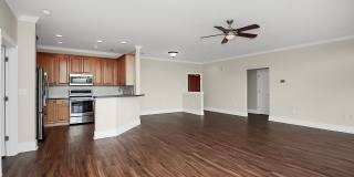 400 North Church Street #414 - 1 Gallery 38