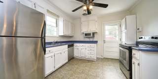 Picture-perfect 3BR/2BA brick bungalow In East Nashville! Gallery 13