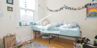 Charming 4 Bedroom-No Broker Fee Gallery 8