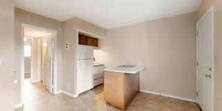 Redstone Commons Gallery 37