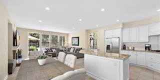 9 Agostino Gallery 13