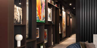 NOVEL Uptown Gallery 21