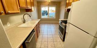 Condo for Rent in New Castle Gallery 8