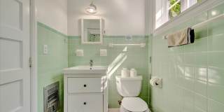 ALL THE CHARM! - Siesta Key 1+ acre on the Bay - 3 bed/ 2 bath pool home Gallery 29