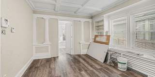 MOVE IN SPECIAL* $250 Off First Full Month's Rent OR Free 55in TV! Gallery 9