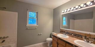 4BR/3BA Updated Home Gallery 34