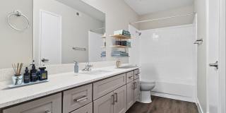 Deerwood Apartments Gallery 9