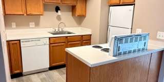 Southdale Square Gallery 92