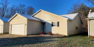 Collett Meadows - Large open floor plan, 4 bedroom Home with 2 baths - PETS WELCOME! Gallery 1