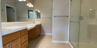 3 BD/3.5 BA Townhouse in downtown Livermore Station, No Pets Gallery 27