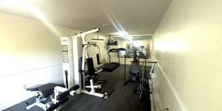 ANNUAL FURNISHED 1 BEDROOM, 1 BATH CONDO Gallery 20