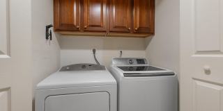 102 LOUNSBURY Place Gallery 18