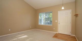 Clover Creek Home with Low-Maintenance Backyard & Community Pool Gallery 5
