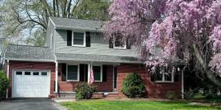 104 CEDAR Street Gallery 1