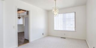 4BR/3BA Tri-Level Home with Yard & 2-Car Garage | Foster City | YouTube Tour Gallery 7