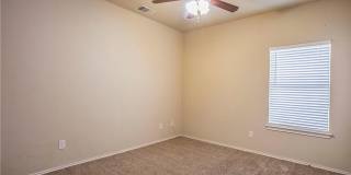 323 French Ave – Fully Furnished 5 Bed / 4 Bath Near Baylor Gallery 11