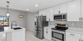 16817 N MEADOW PARK Drive Gallery 1