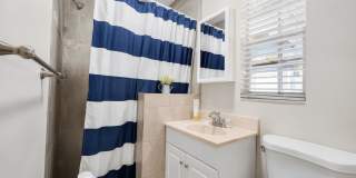 Discover the perfect Naples Park rental just minutes from the beach. Gallery 33